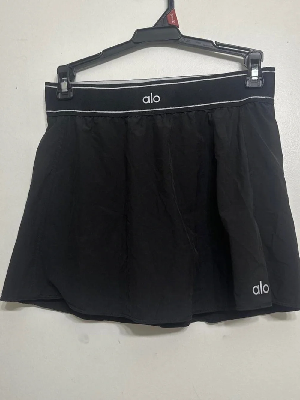ALO Yoga Black Circle Skirt with Elastic Waistband - Picture 1 of 2